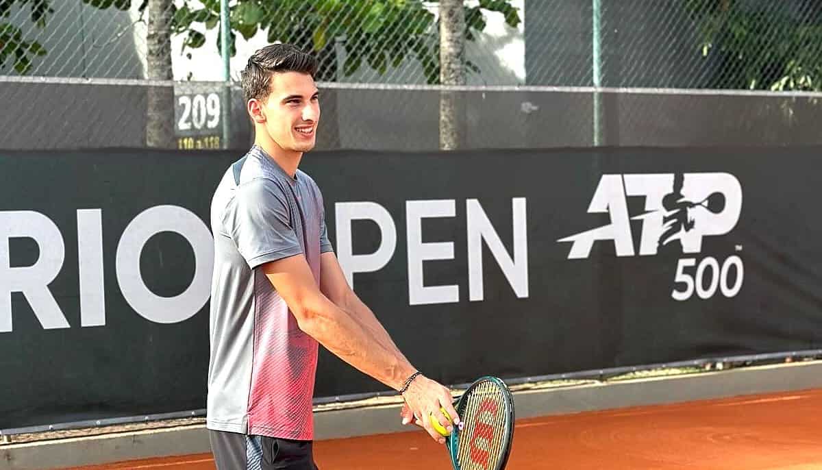 Sibianul Victor Cornea debutează miercuri la Roland Garros