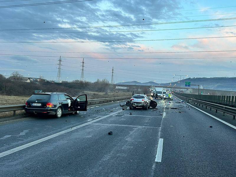 accident pe a1 la ieșire spre agnita. doi șoferi răniți