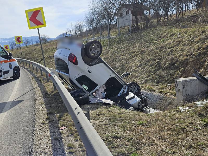 șoferița rănită grav în accidentul dintre tălmaciu și boița, internată la județean. „este conștientă și stabilă”