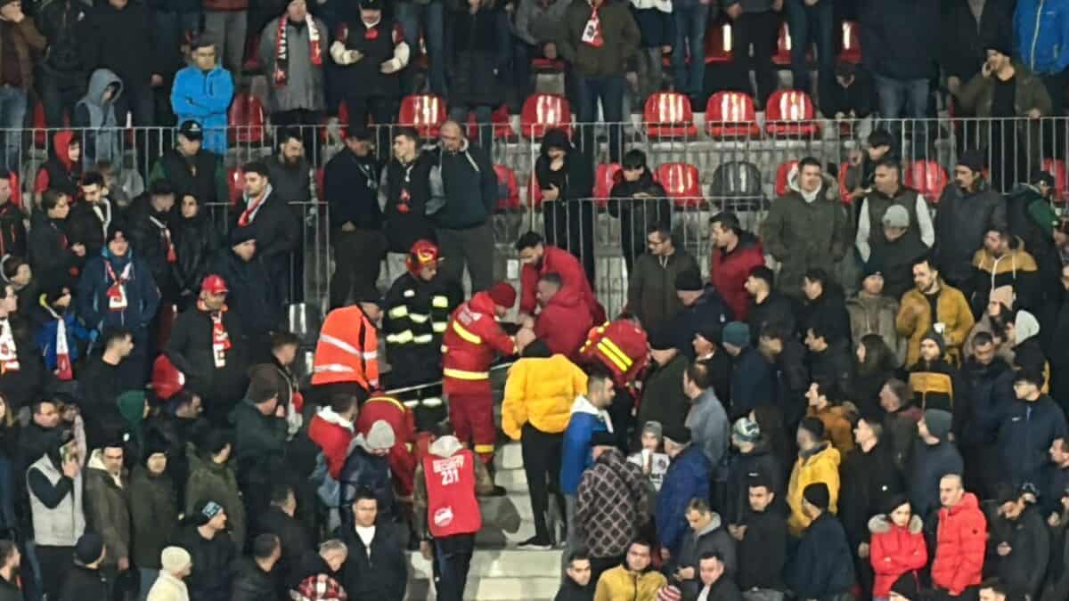 coincidență nefericită pe “municipal”. bărbatul care a făcut duminică o criză epileptică, a pățit același lucru și la meciul cu fc voluntari