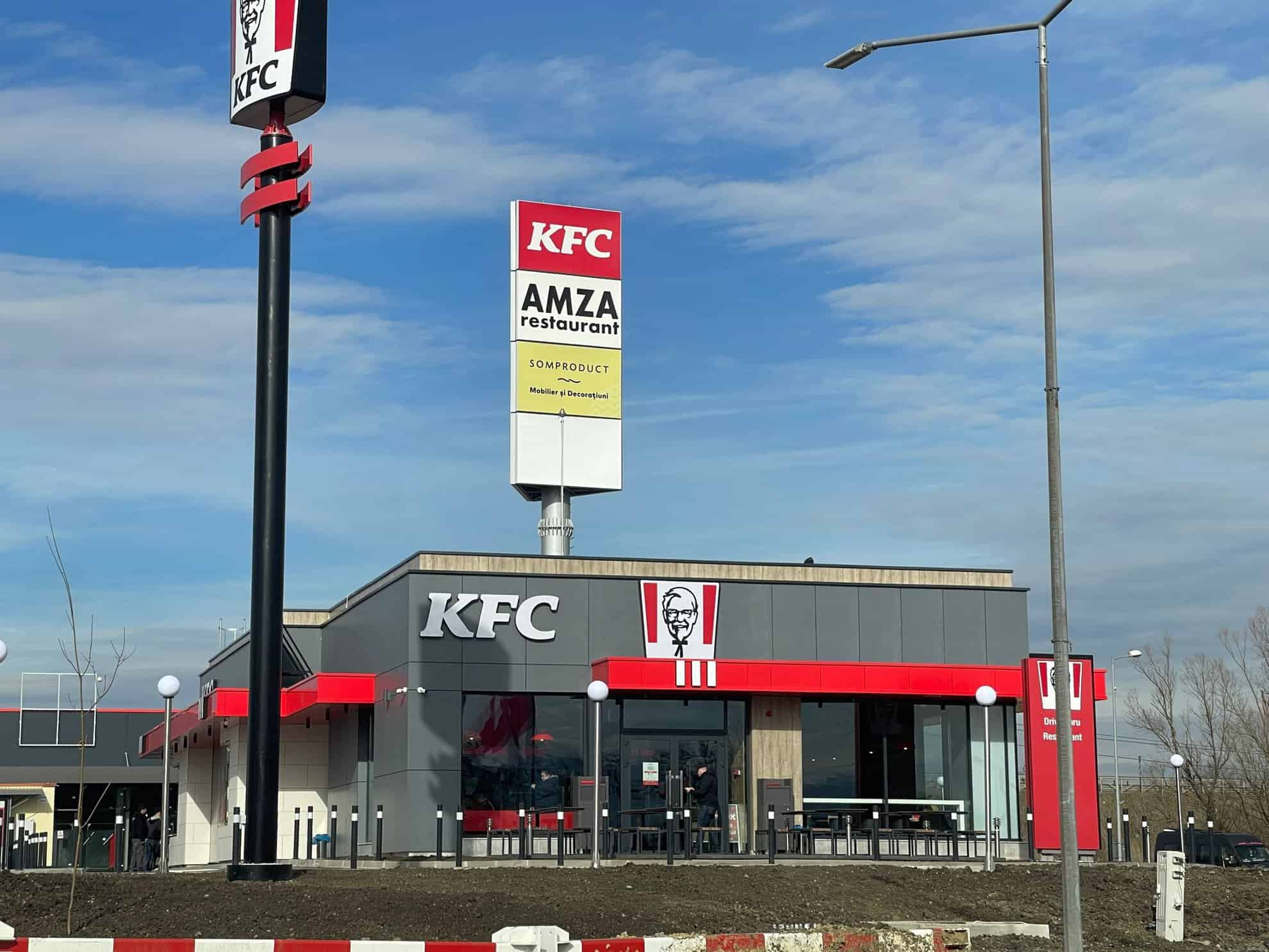 S-a deschis al patrulea restaurant KFC din Sibiu. Este al doilea de tip drive-thru (foto)