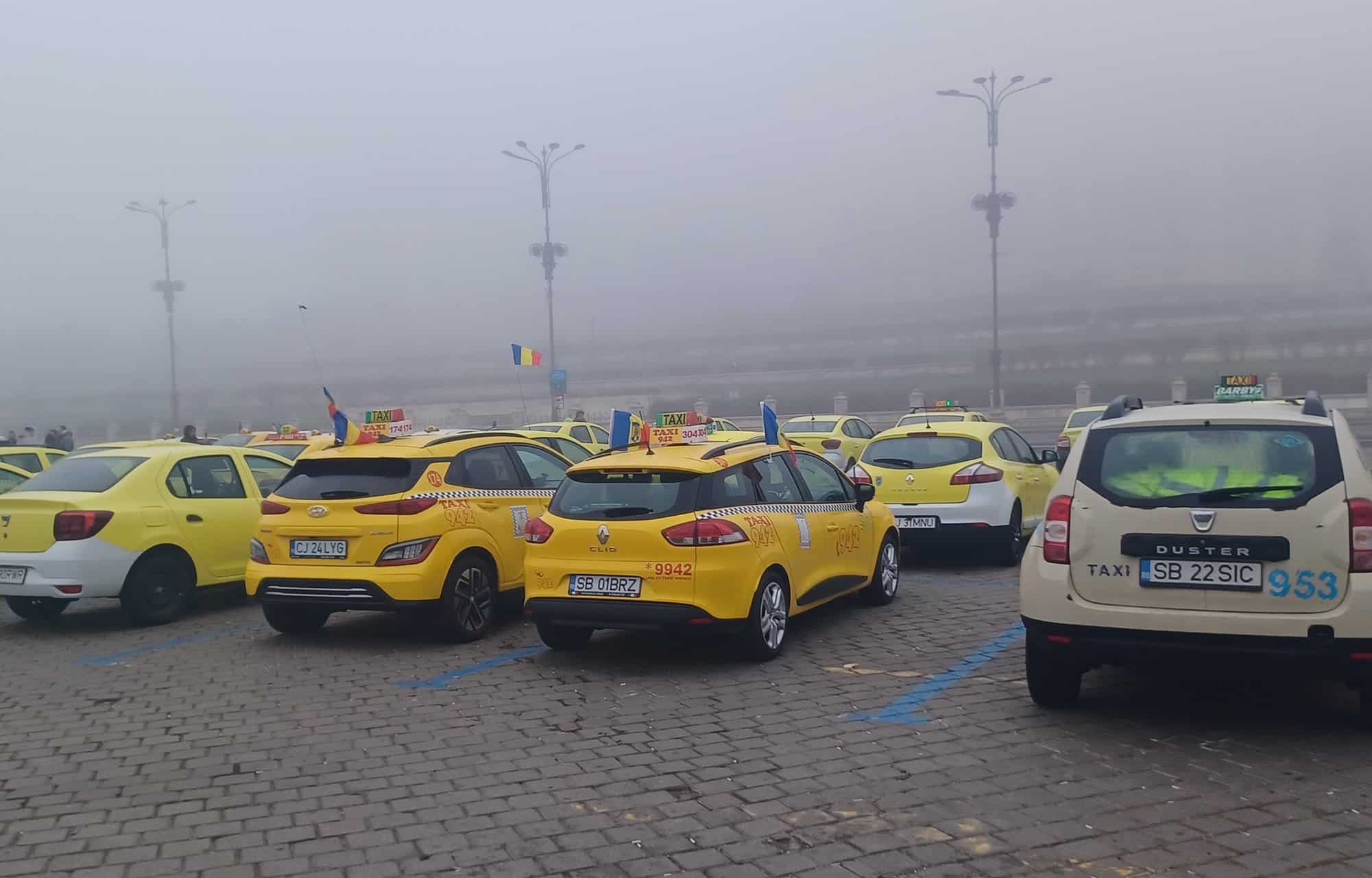 Taximetriștii au protestat pentru a treia zi consecutiv la București. Șofer: „Ne gândim să organizăm un protest și la Sibiu” (foto)