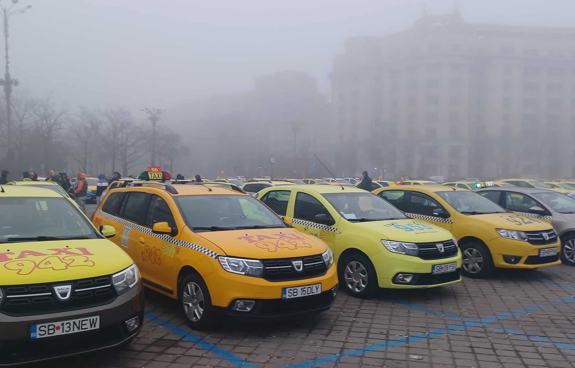 Taximetriștii au protestat pentru a treia zi consecutiv la București. Șofer: „Ne gândim să organizăm un protest și la Sibiu” (foto)