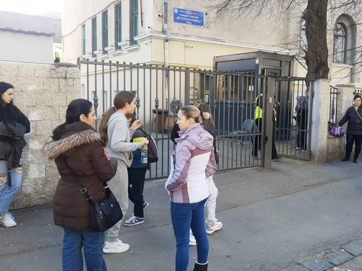 simulare la bac, cu ghinion pentru elevii din sibiu. subiectele grele de la română le-au dat bătăi de cap: ”nu am scris aproape nimic”