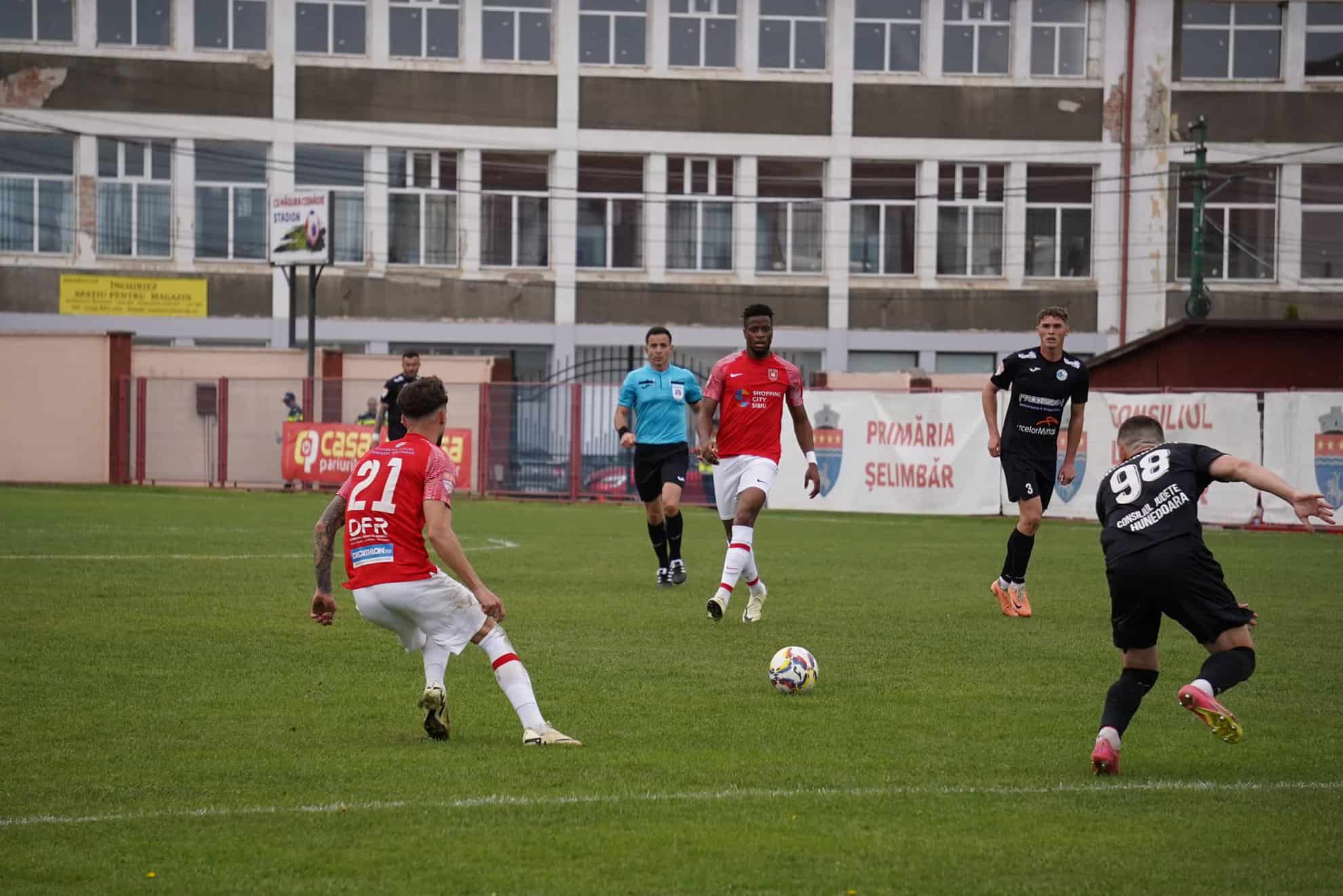 csc șelimbăr și corvinul hunedoara, remiză în derby-ul etapei din liga 2