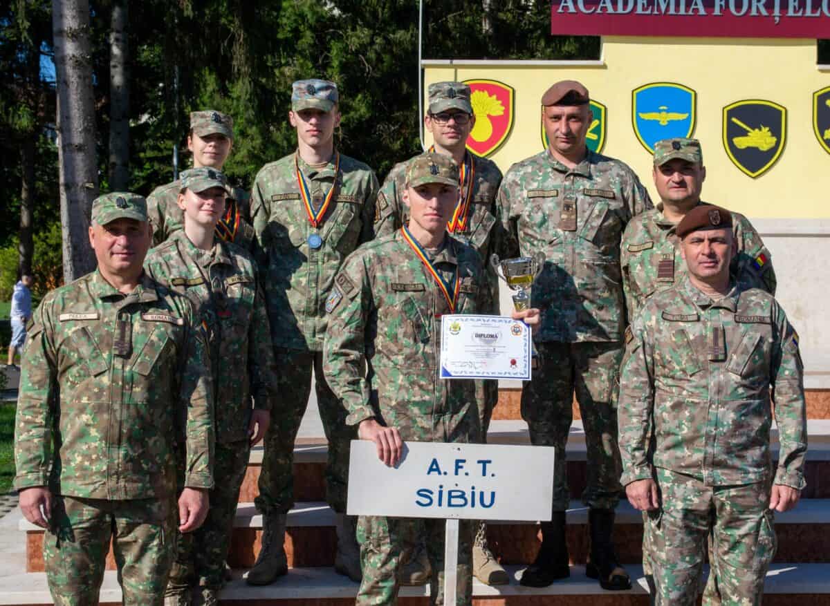 academia forțelor terestre sibiu, locul doi la campionatul militar de înot (foto)