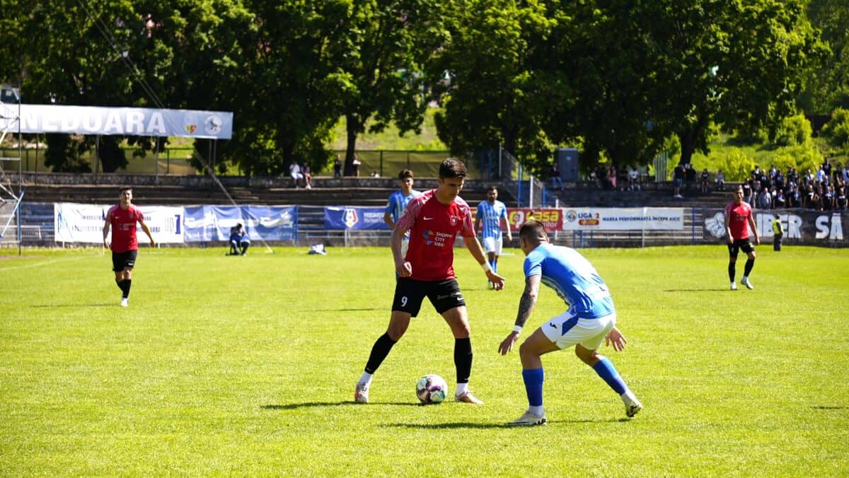 csc șelimbăr a pierdut la hunedoara. ”călăreții roșii”, fără nicio victorie în play-off-ul ligii 2 (foto)