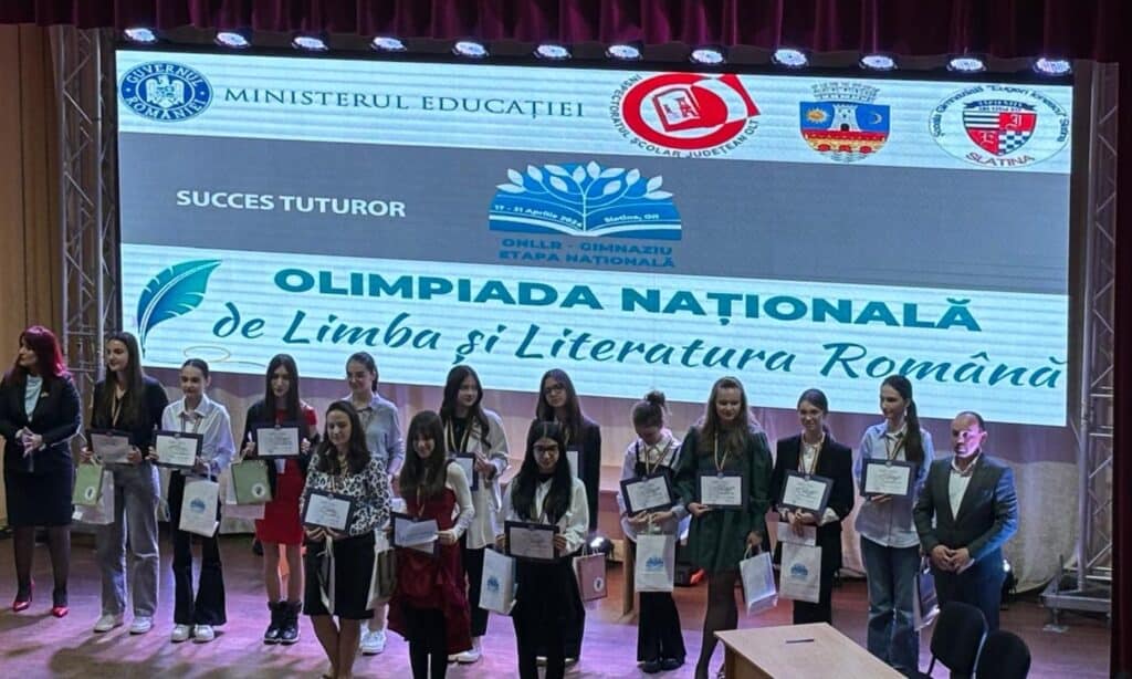 două eleve de la „lazăr”, premiate la olimpiada de limba română. sara și mădălina au luat mențiune (foto)