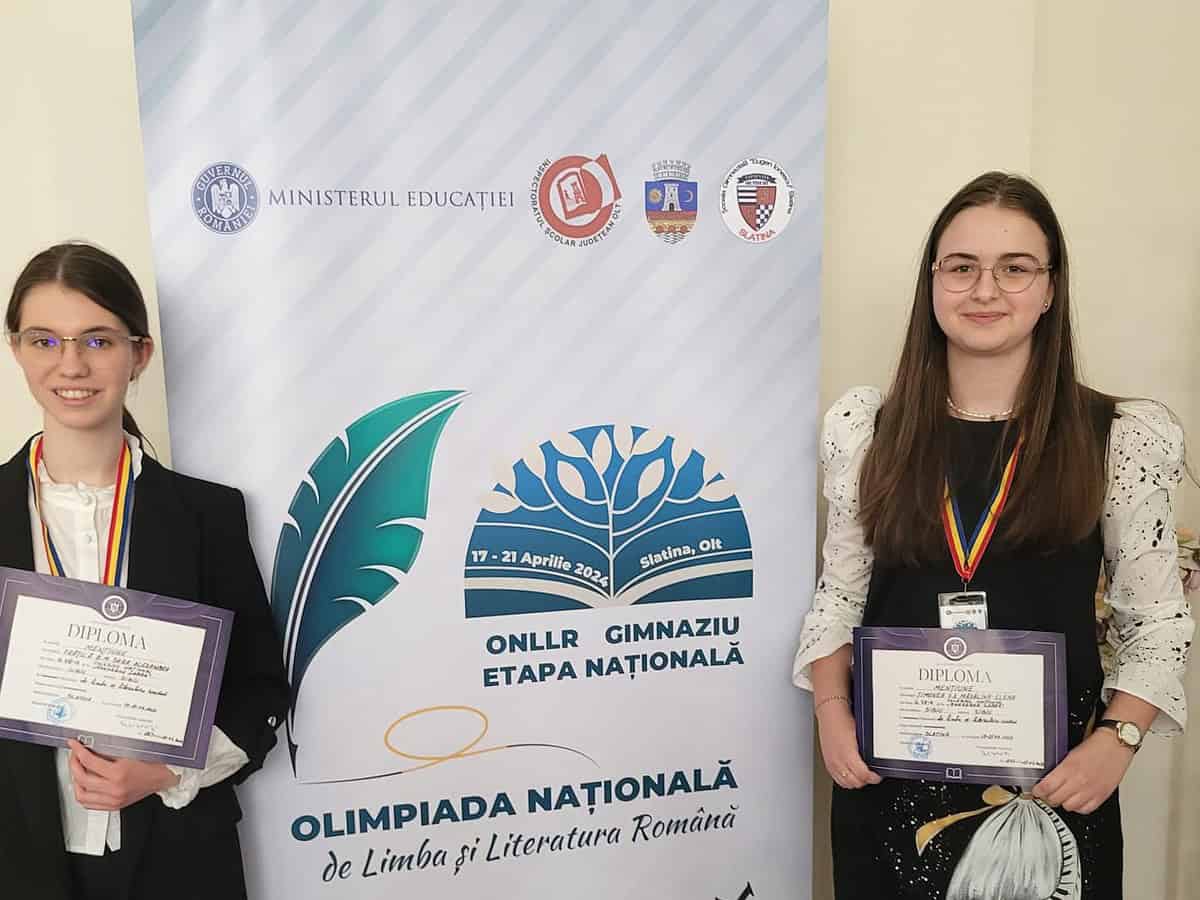 Două eleve de la „Lazăr”, premiate la Olimpiada de Limba Română. Sara și Mădălina au luat mențiune (foto)