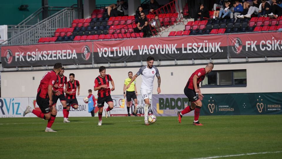 csc șelimbăr pierde la miercurea ciuc, în debutul play-off-ului la liga 2. ”călăreții roșii” nu mai sunt lideri