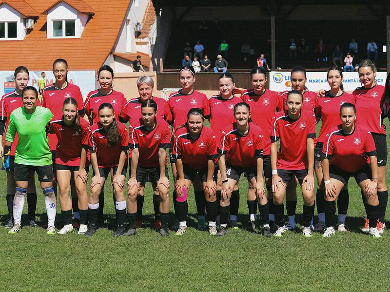 echipa feminină academia de fotbal măgura, în pericol să nu joace în superliga datorită lipsei de bani