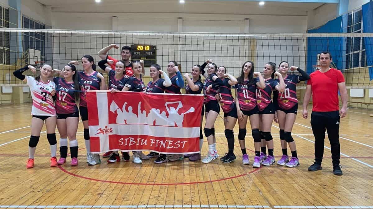 echipa u15 a clubului champions sibiu pleacă spre turneul final național de volei