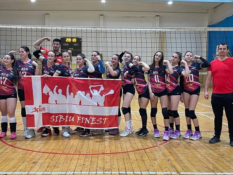 echipa u15 a clubului champions sibiu pleacă spre turneul final național de volei