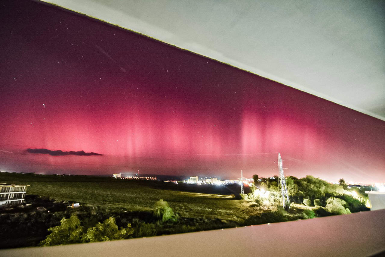 imagini inedite cu aurora boreală vizibilă din sibiu