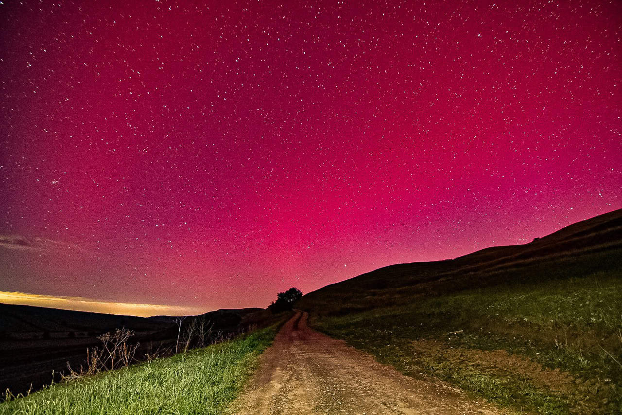 imagini inedite cu aurora boreală vizibilă din sibiu