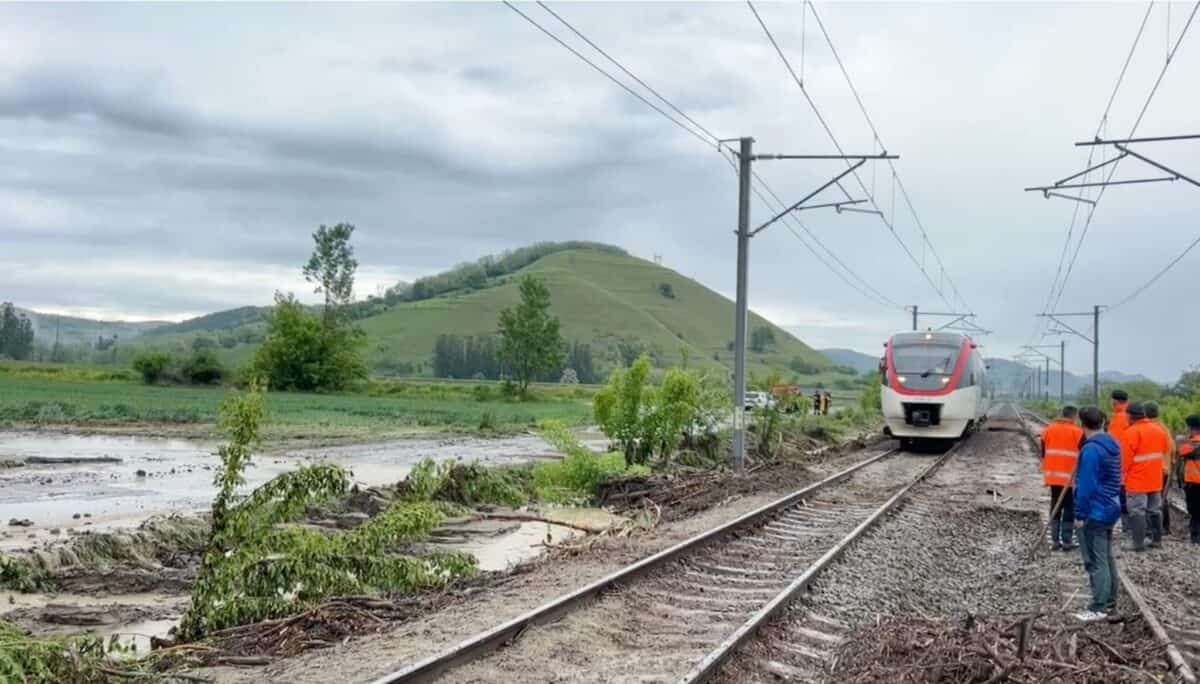 Alertă cod galben de inundații pe râurile din Sibiu și alte 21 de județe