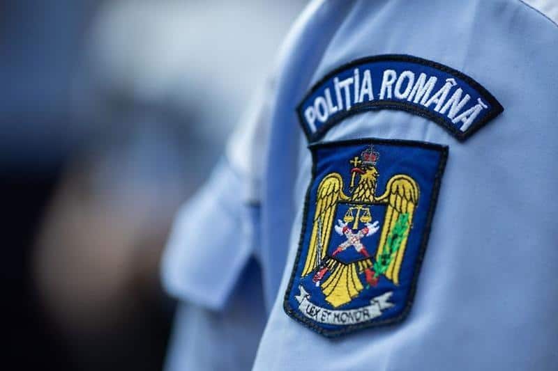 polițiștii amenință că nu păzesc secțiile de votare dacă nu li se majorează salariile