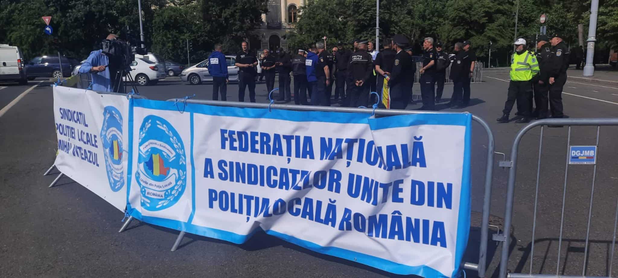 Sindicaliștii din Poliția Locală protestează în Capitală. Zece agenți din Sibiu au mers la miting (foto)