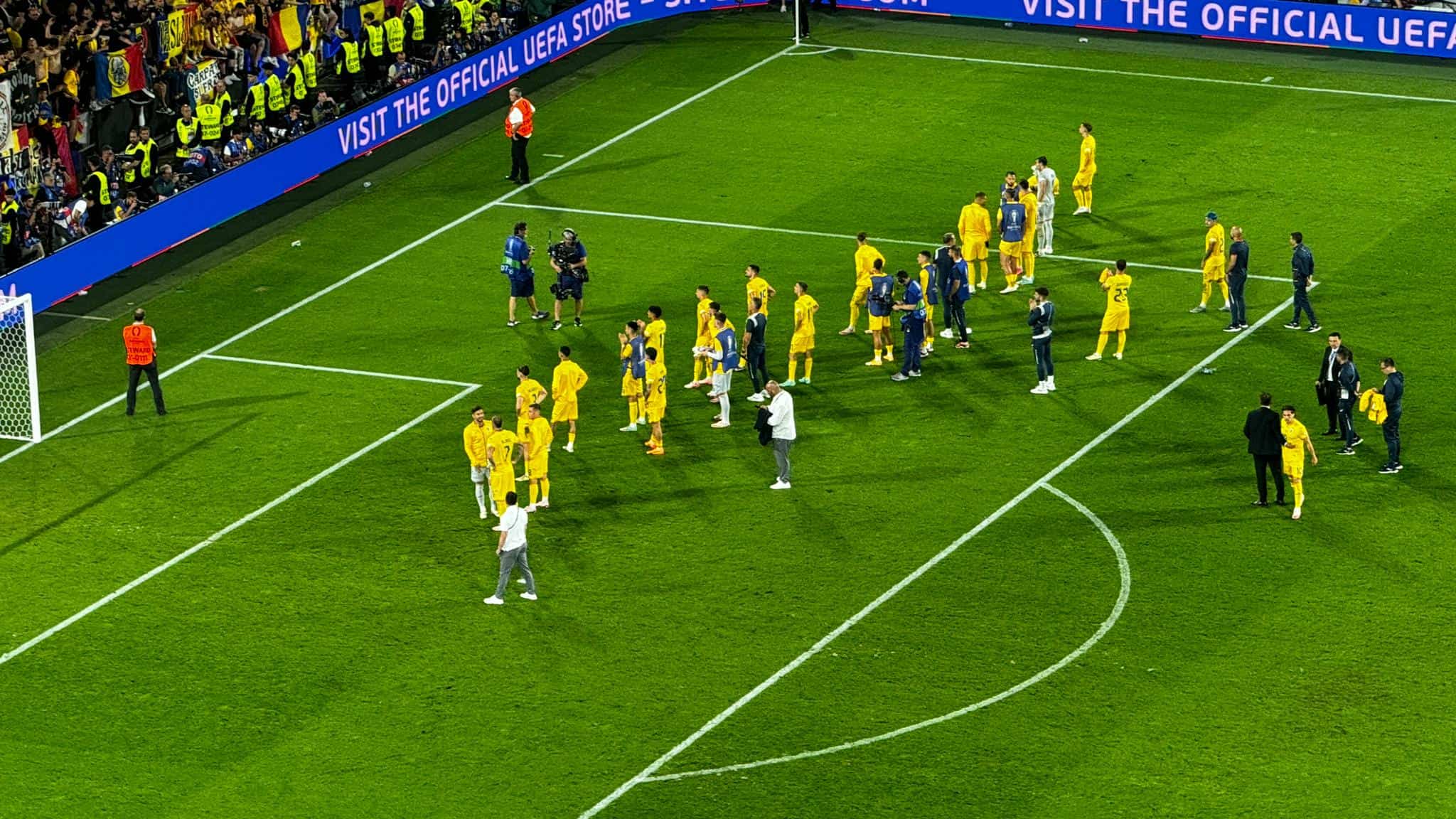 live video foto euro 2024: peste 30.000 de români au invadat koln-ul la meciul româniei. belgia învinge cu 2-0!