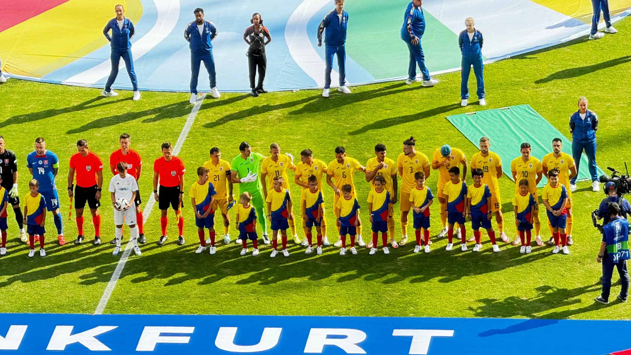 LIVE TEXT Peste 30.000 de români, printre care și sibieni sunt la Frankfurt ca să susțină ”tricolorii”. România - Slovacia 1-1 și ”tricolorii” merg în optimile de finală de pe primul loc în grupă (video, foto)