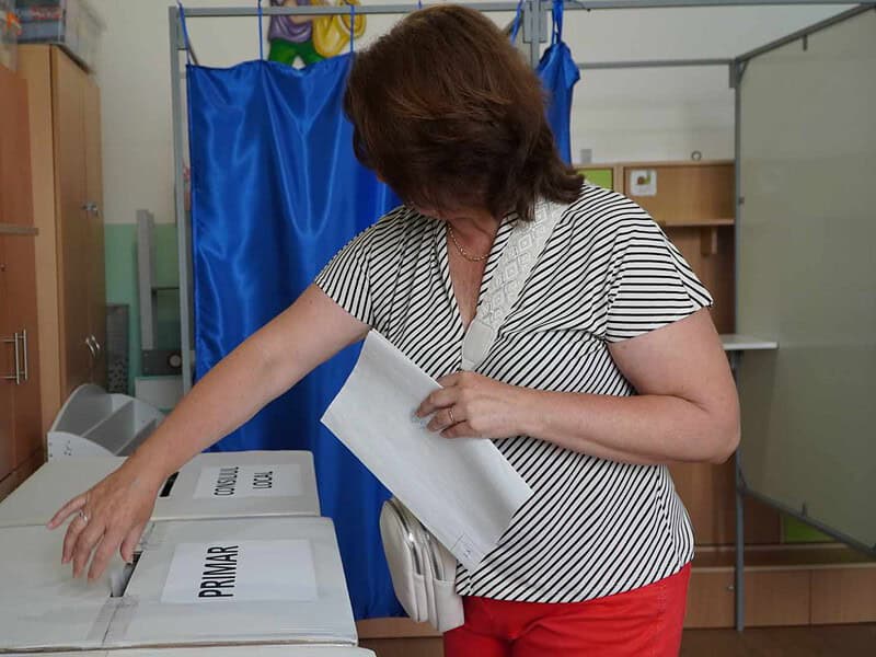 alegeri locale sibiu 2024: peste 17.000 de sibieni au votat până la ora 09:30, cei mai mulți din mediul urban