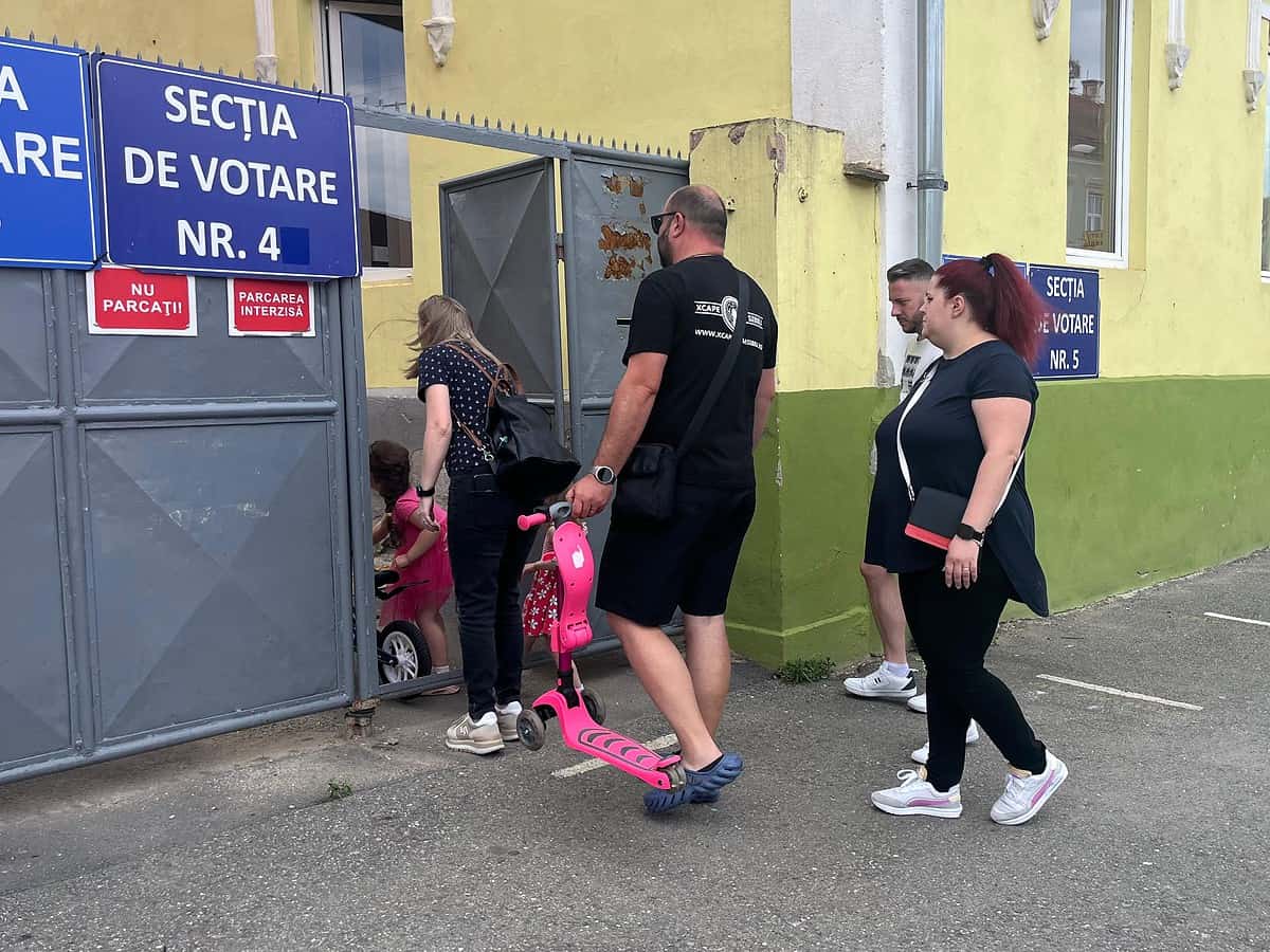 alegeri locale 2024: prezență mediocră la urne în județul sibiu. puțin peste 20 la sută dintre sibieni au votat (ora 13:30)