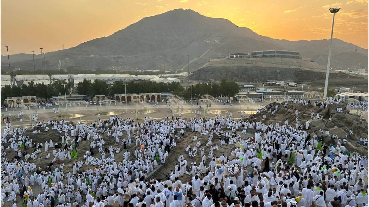 aproape 600 de oameni au murit în timpul pelerinajului la mecca, din cauza căldurii extreme