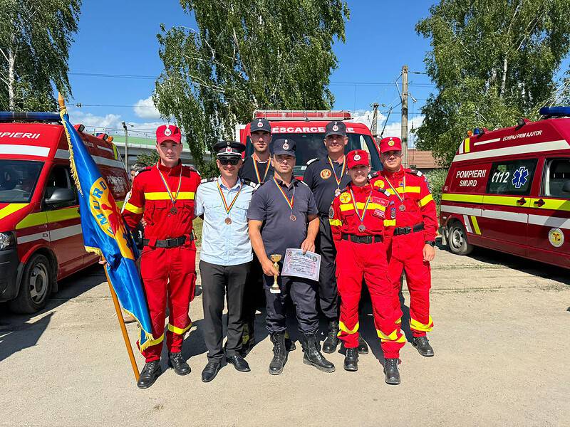 locul 3 pentru pompierii sibieni la campionatul național de descarcerare și de acordare a primului ajutor (foto)