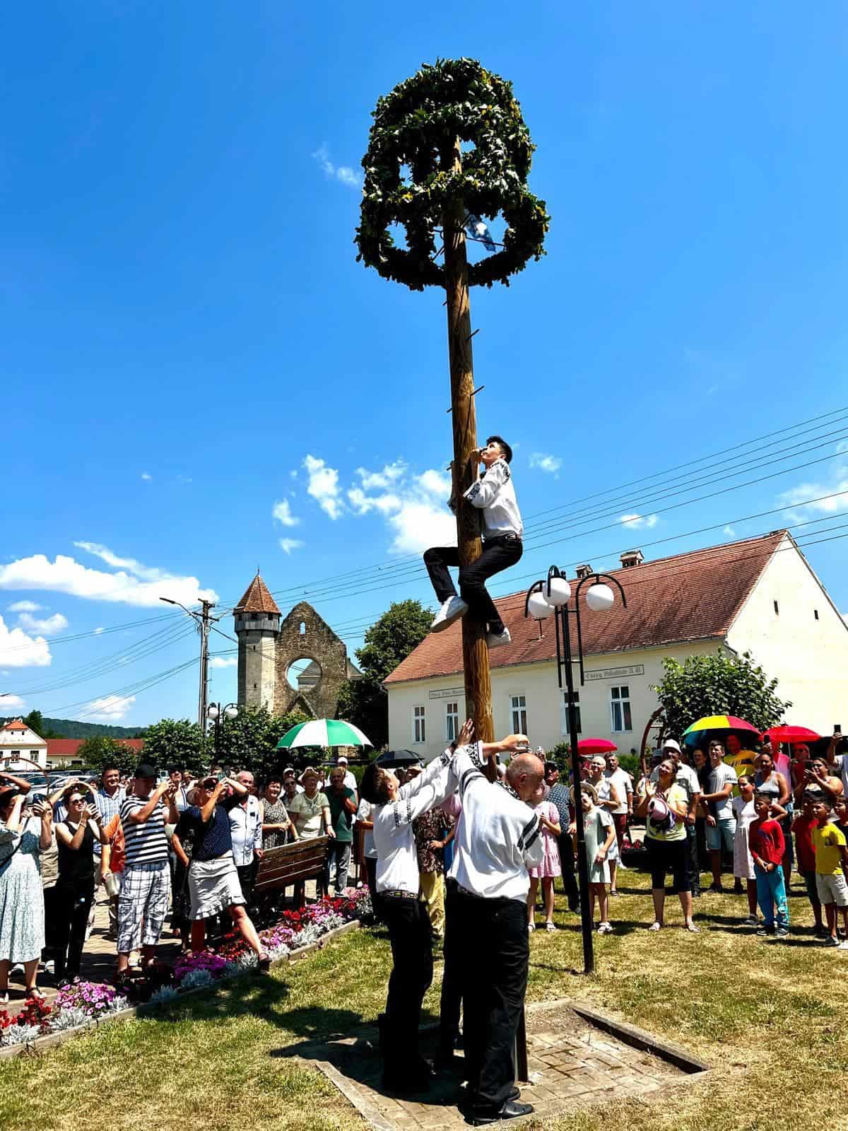 "slowdown sibiu", proiectul prin care turiștii sunt ademeniți să zăbovească mai mult în zonele turistice de la țară (video)