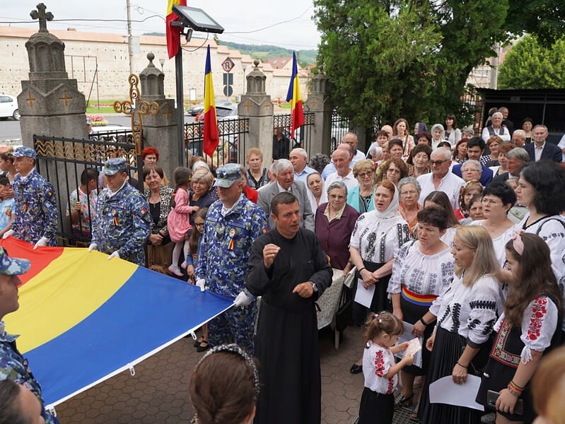 ceremonialuri militare și religioase de ziua drapelului la mediaș