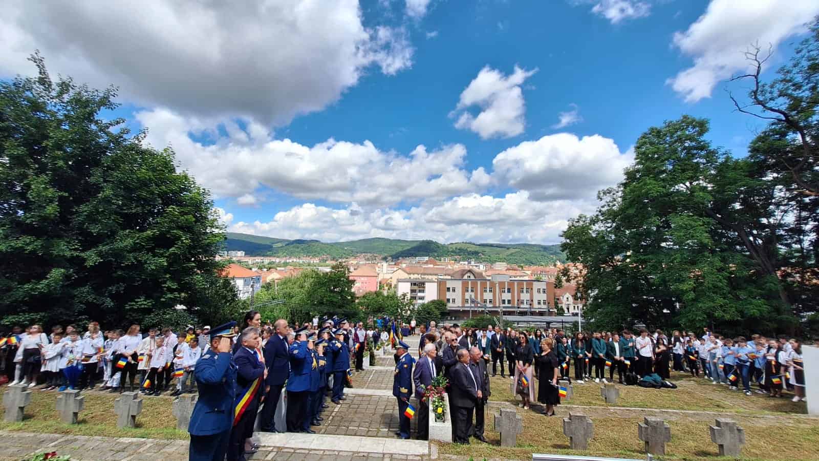 ceremonialuri militare și religioase dedicate zilei eroilor la mediaș (foto)