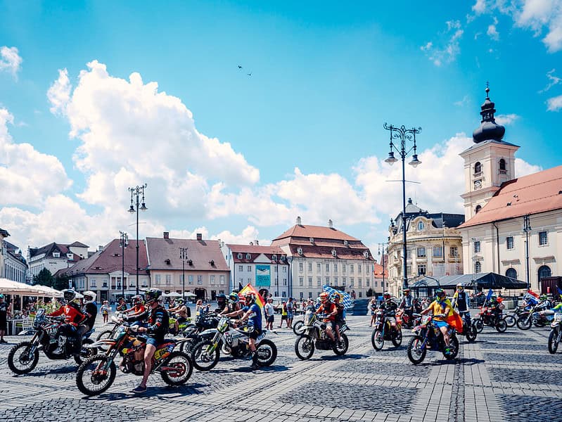 cinci sibieni la startul romaniacs redbull 2024. claudiu bozeșan concurează la clasa gold (foto video)