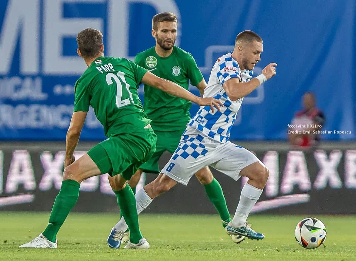 Corvinul Hunedoara pierde la Sibiu cu Paksi, dar se califică în turul următor în Europa League (video foto)