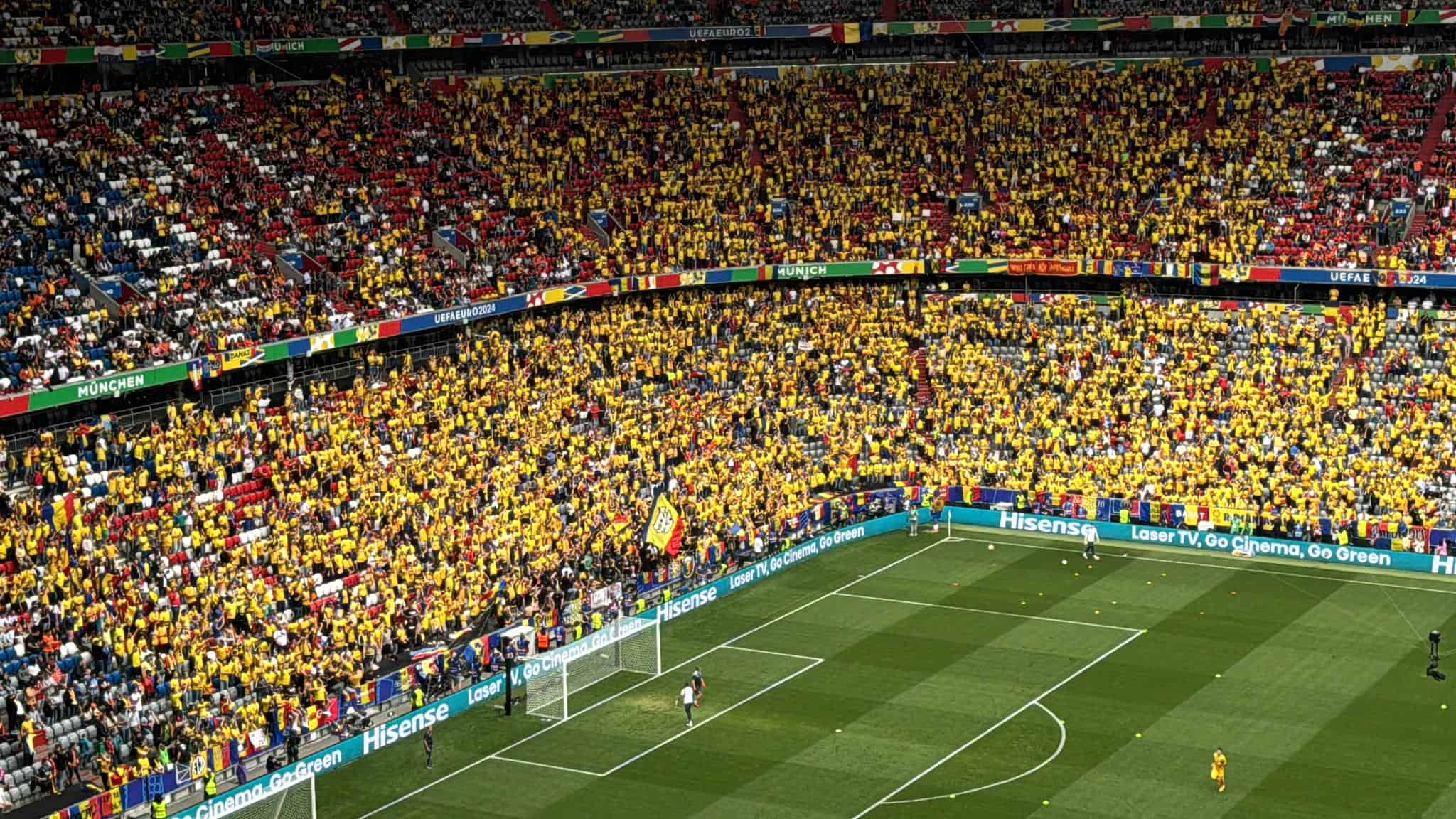 live text sute de sibieni au fost la meciul de la munchen. optimea de finală de la euro, românia - olanda 0-3 final (video, foto)