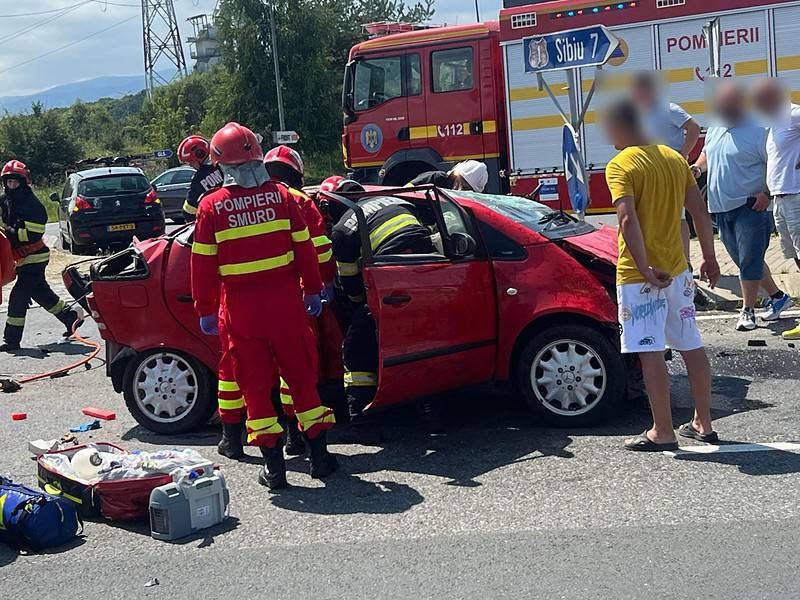 Bărbații morți în accidentul de pe DN1 la Mohu veneau de la pescuit. Imagini cu impact emoțional (foto)