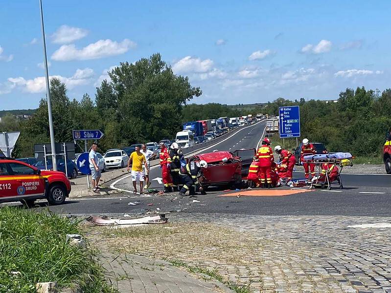 Accident mortal pe DN1 la Mohu. Doi oameni și-au pierdut viața (foto)