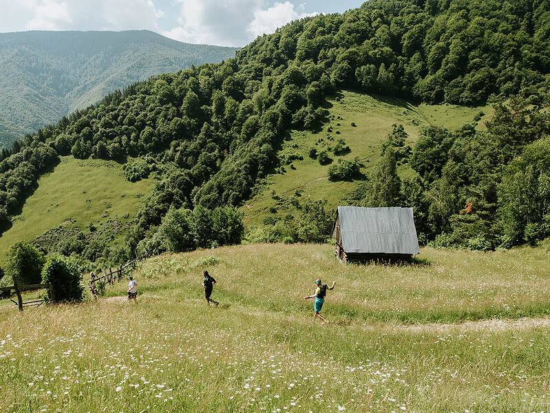 concurs de alergare montană la râu sadului cu premii în brânză de burduf