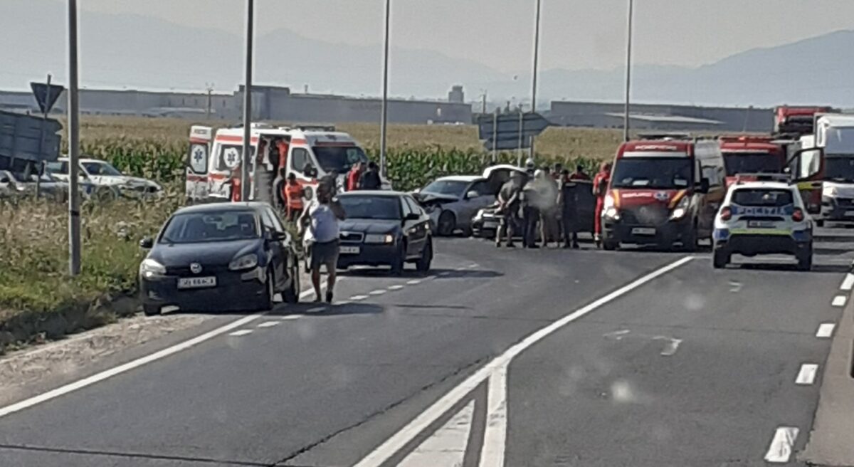 actualizare: accident cu două mașini si 3 răniți pe calea șurii mici după ce un șofer de 69 de ani nu a dat prioritate