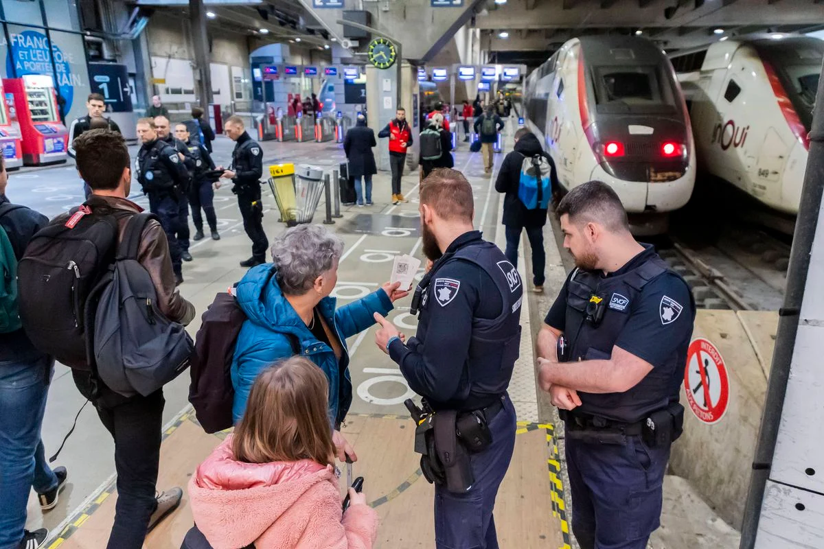 circulația trenurilor de mare viteză din franța afectată de acte de vandalism chiar în ziua începerii jocurilor olimpice