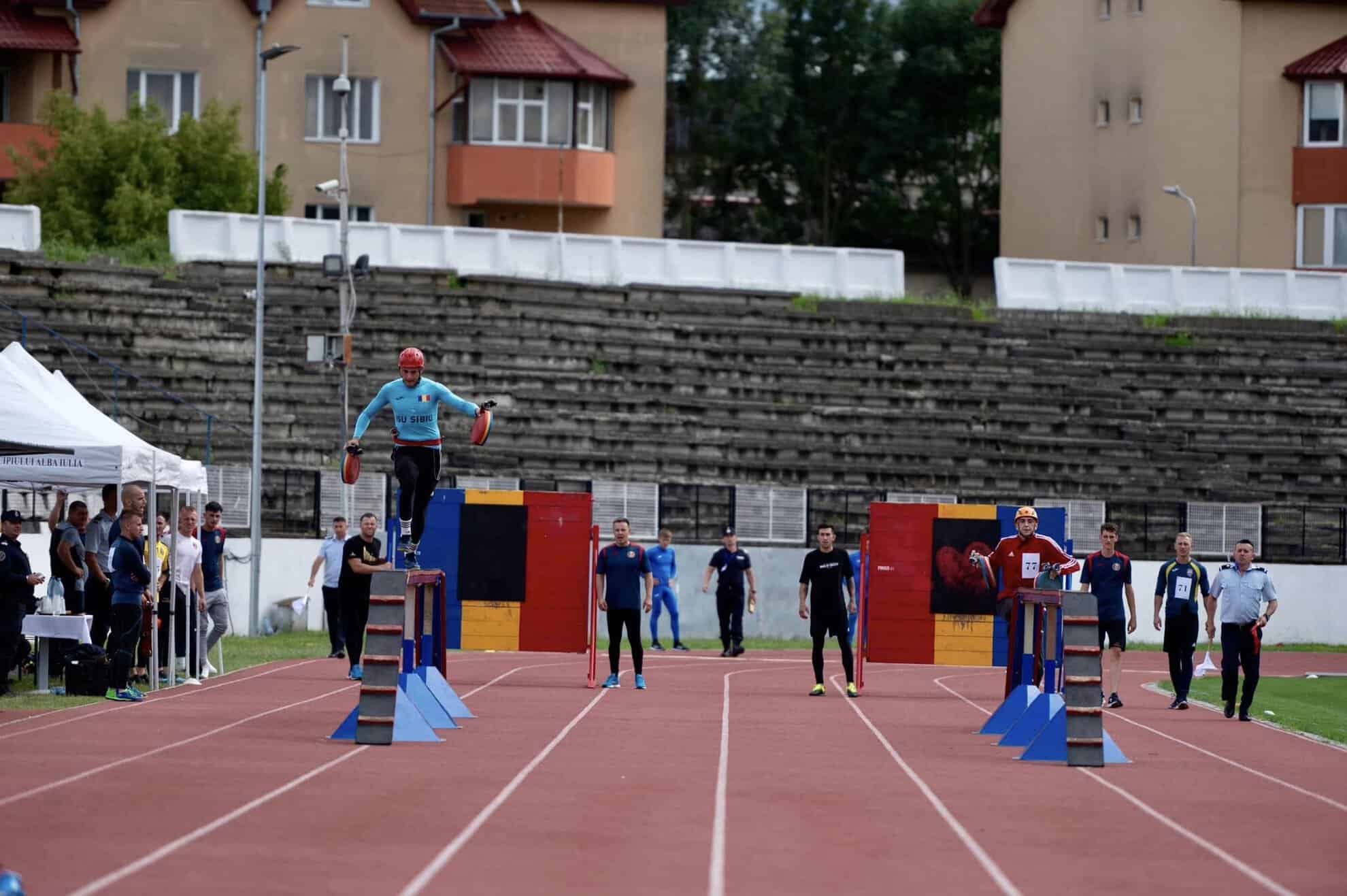 Echipa ISU Sibiu campioană în etapa zonală a Concursurilor Serviciilor Profesioniste pentru Situații de Urgență (foto)