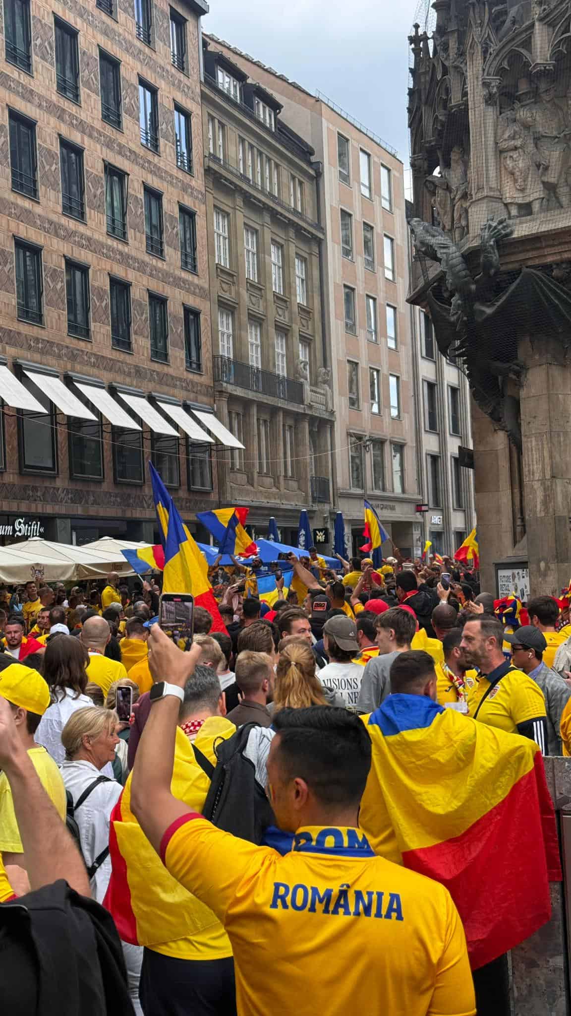 LIVE TEXT Sute de sibieni au fost la meciul de la Munchen. Optimea de finală de la Euro, România - Olanda 0-3 final (video, foto)