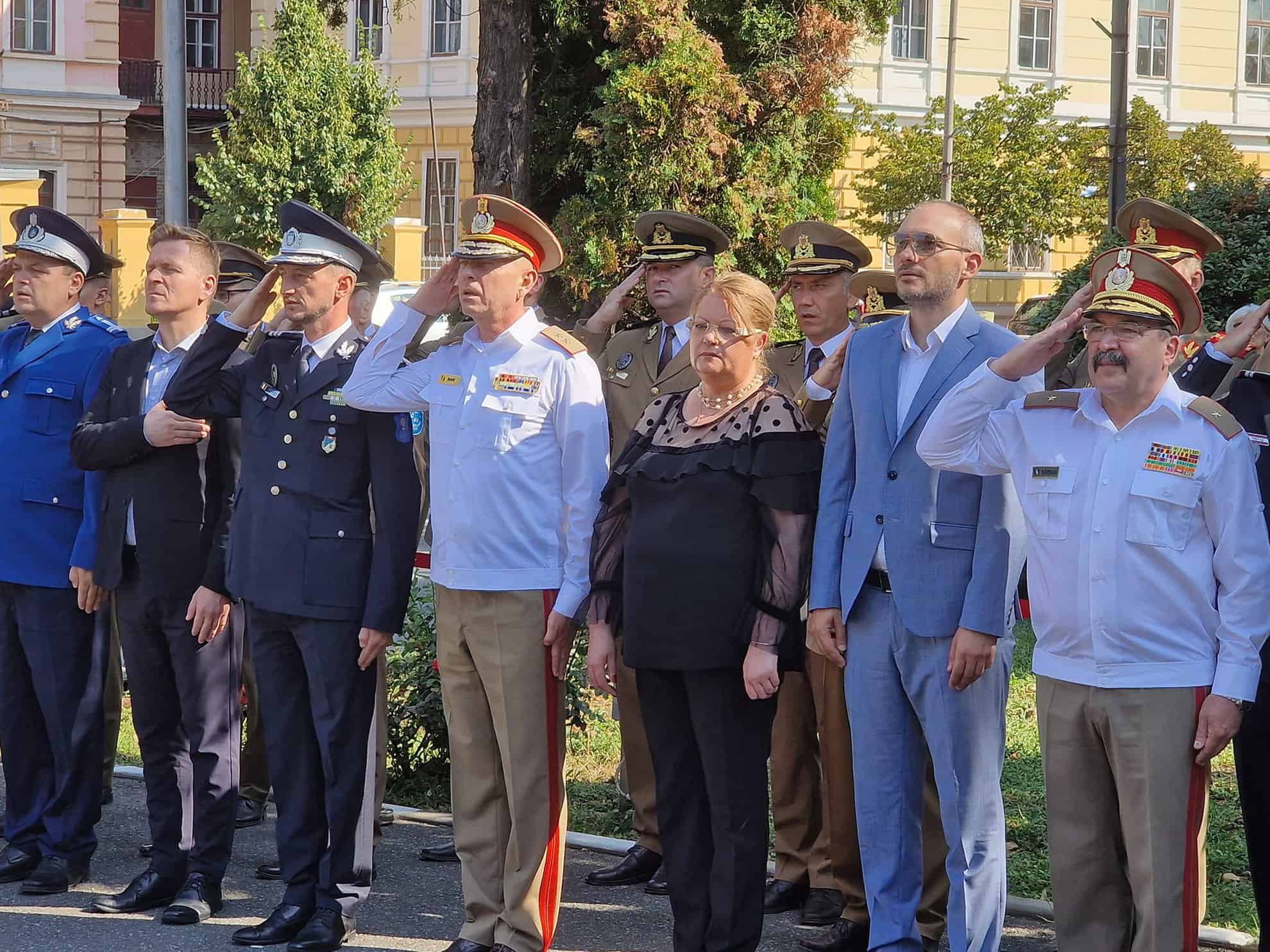 ziua imnului național sărbătorită luni în municipiul sibiu (foto)