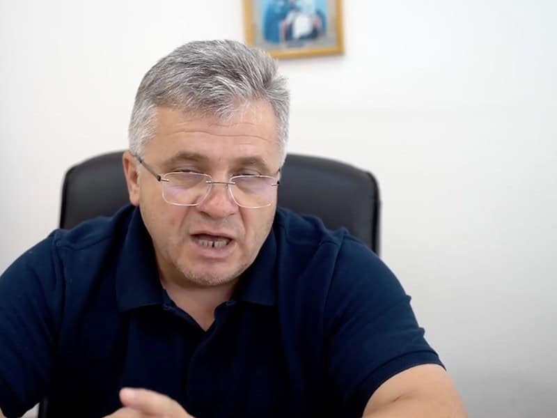 primarul din mediaș a verificat lucrările de apă și canalizare de pe 125 de străzi (video)