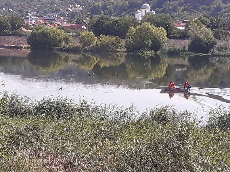 femeie salvată de la înec în râul olt (video)