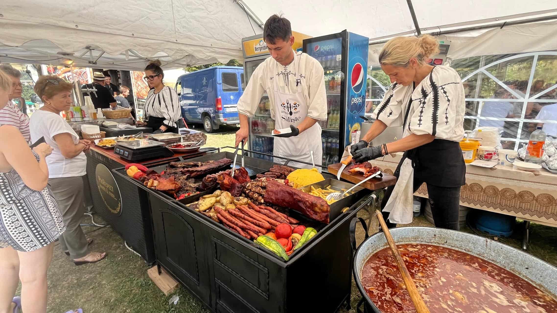 Mega bulz de 62 de metri la Festivalul Brânzei și al Țuicii de la Rășinari. Primar: „Ducem tradiția mai departe” (foto video)