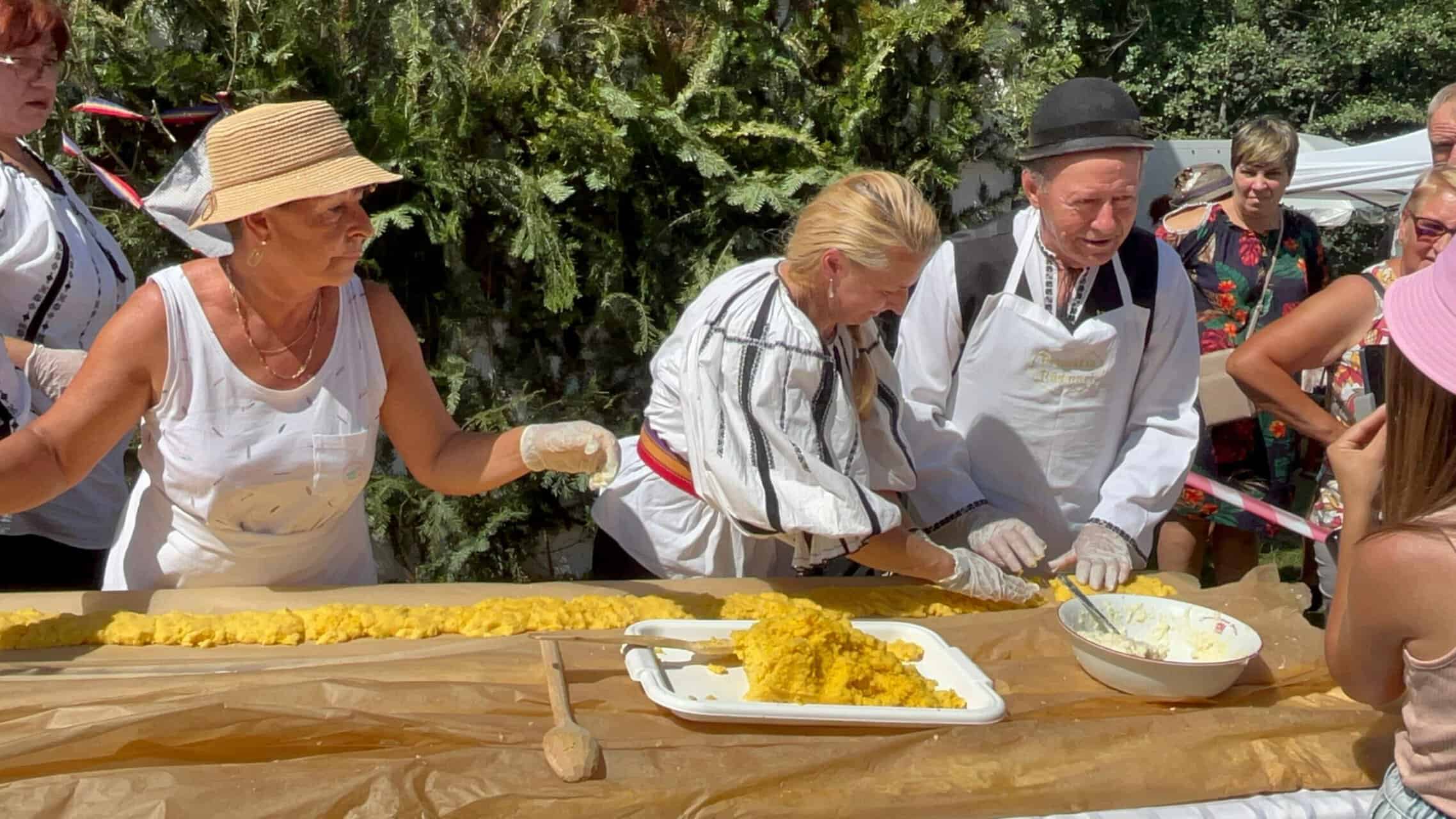 Mega bulz de 62 de metri la Festivalul Brânzei și al Țuicii de la Rășinari. Primar: „Ducem tradiția mai departe” (foto video)