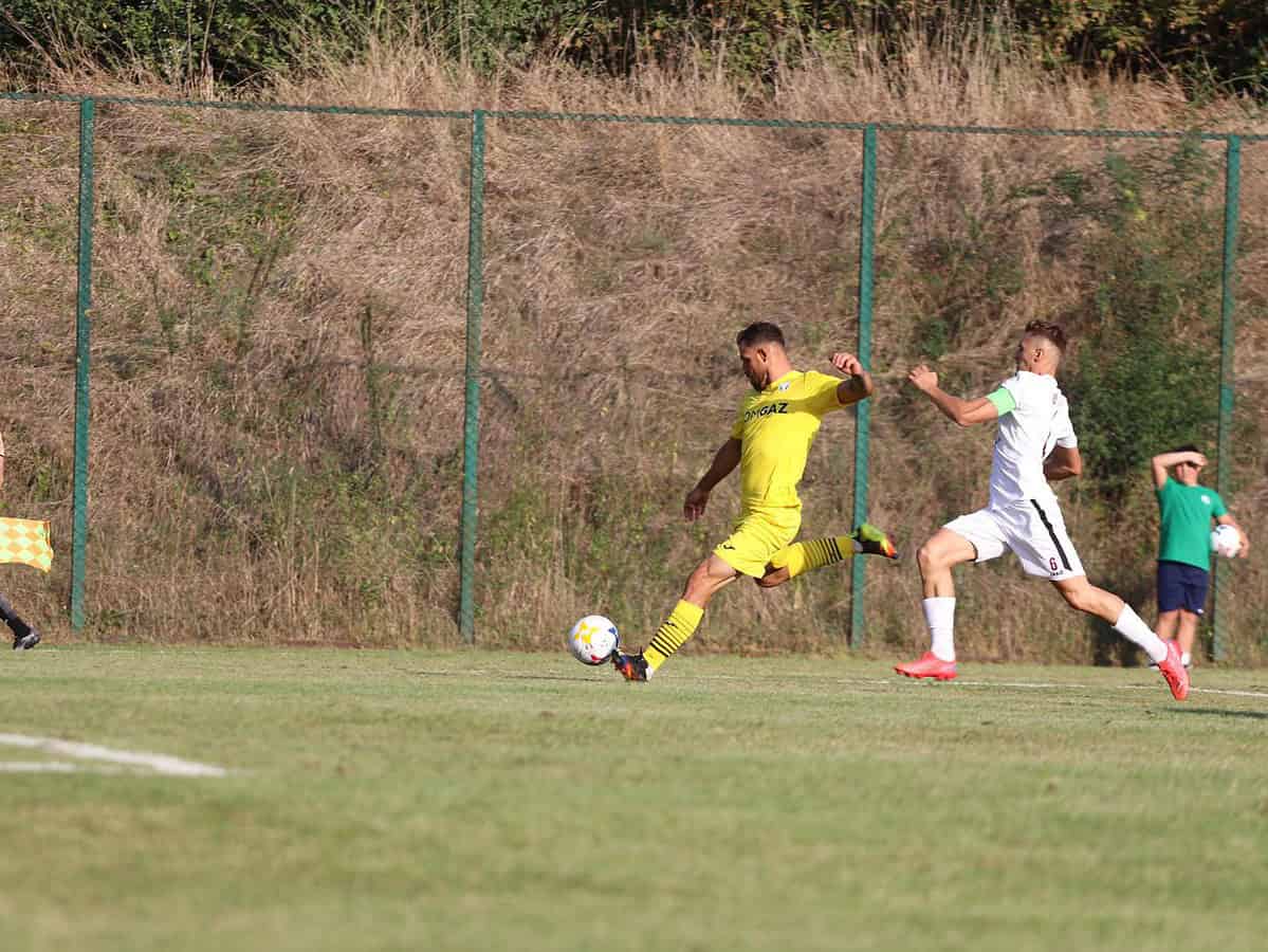 antrenorul cosmin vâtcă a debutat la liga 3 cu o victorie (video)