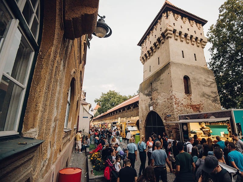 weekend animat la sibiu. foodie, cel mai cunoscut street food festival din sibiu și tiff, principalele recomandări