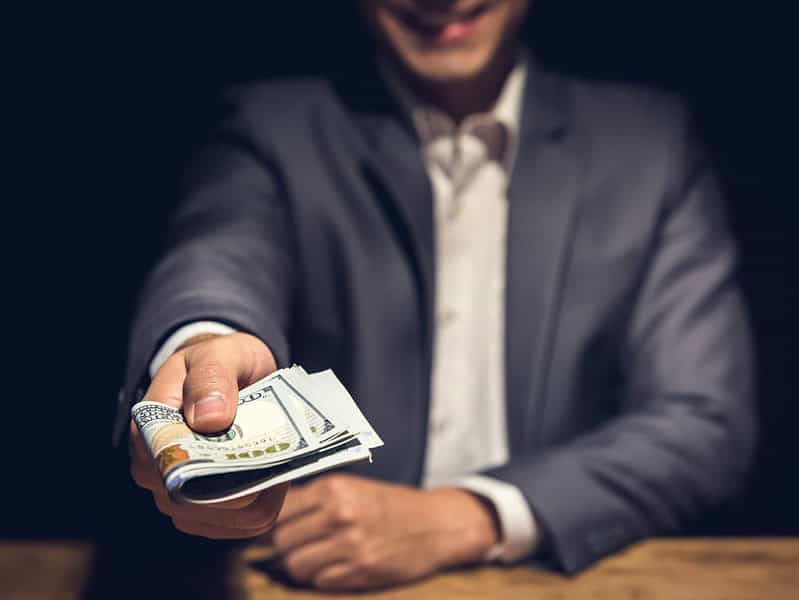 țepele de tip ”investment scams” iau amploare la sibiu. victimele păgubite cu aproape 90.000 de lei