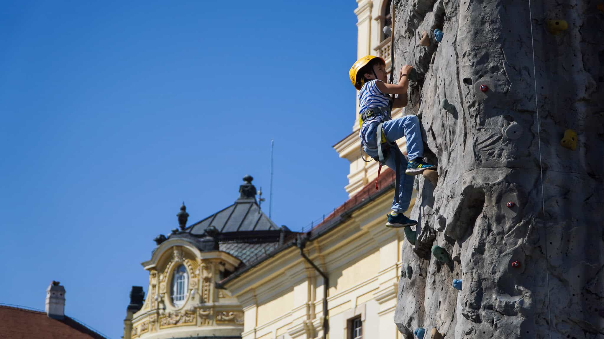 Săptămâna Mobilității Europene la Sibiu. Dans, mișcare și multă distracție în Piața Mare (foto video)